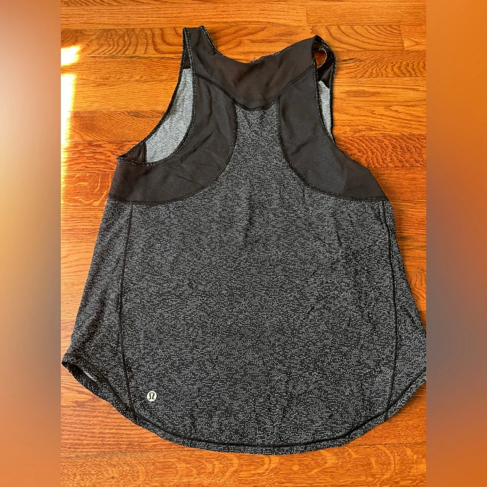 Lululemon mesh back tank - Picture 3 of 4